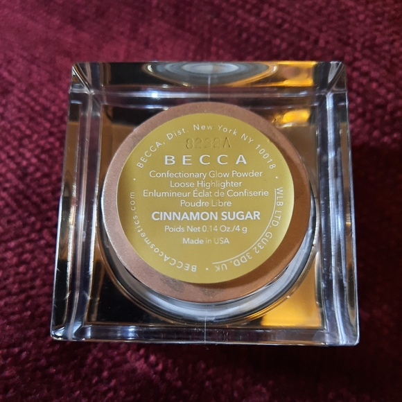 Becca x Chrissy Teigan Confectionery Glow Powder Highlighter ☀️ - Picture 2 of 3
